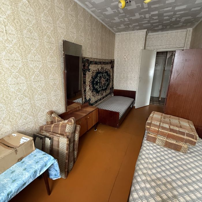 2комн. Валиханова 101. 2этаж