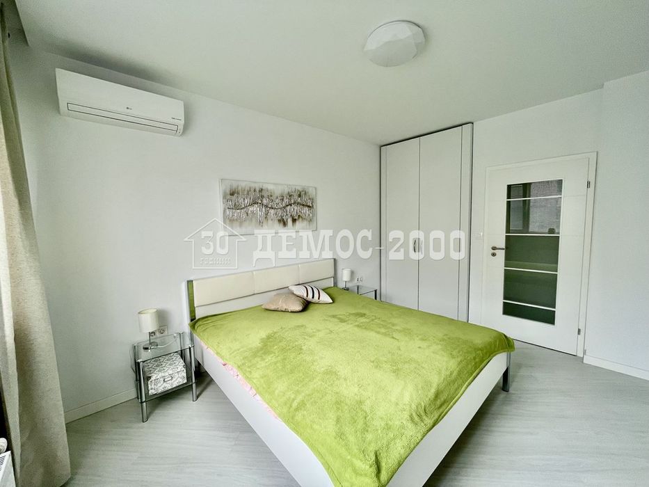 Продава се Тристаен апартамент в Варна, Бриз - 102 кв.м за 1250 €/кв.м - Снимка #11