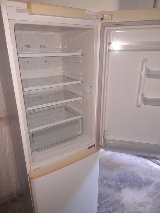 Холодильник самсунг