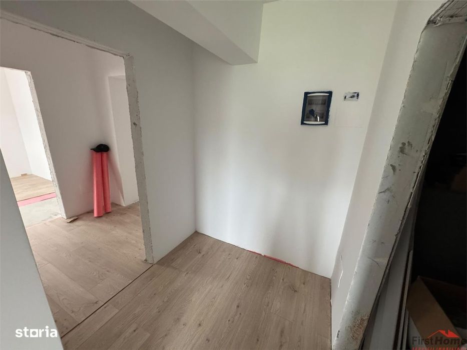 Sp comercial bloc nou, Expres Residence, 100 mp, 2 bai