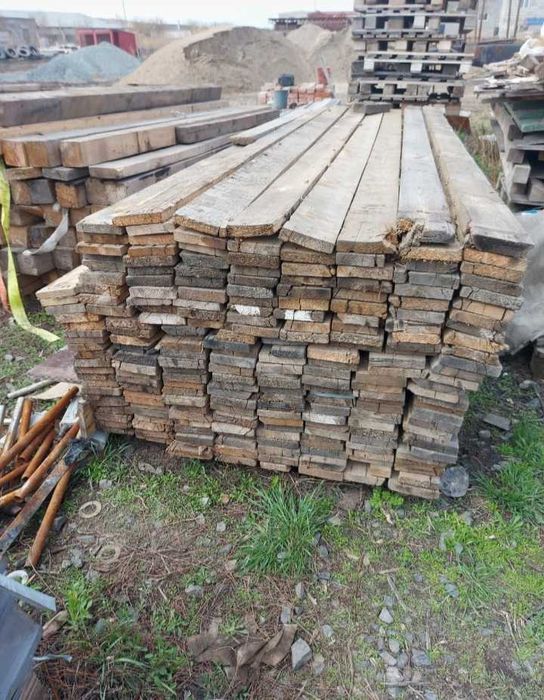 Продам доски и брус