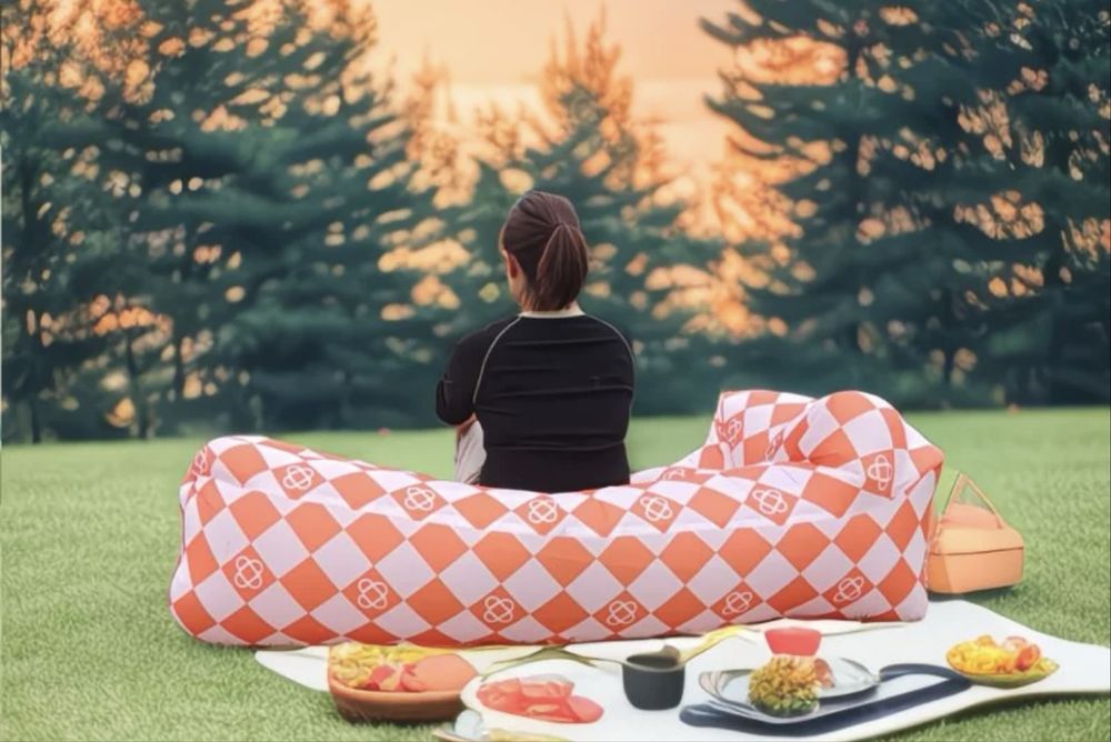 Ламзак , лежак , шезлонг , надувной диван