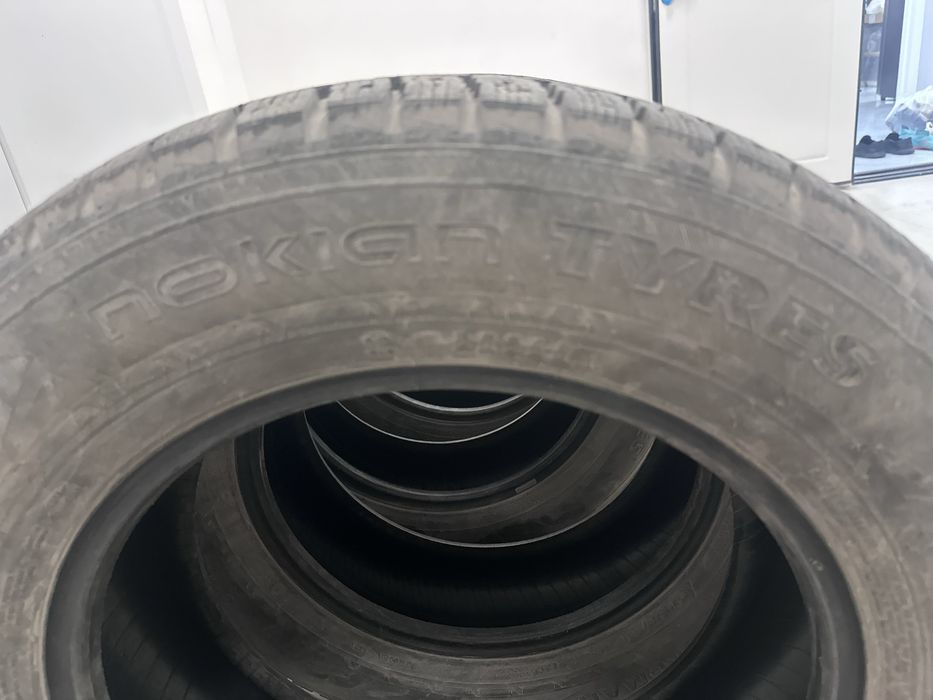 Автошины комплект , зима (nokian)