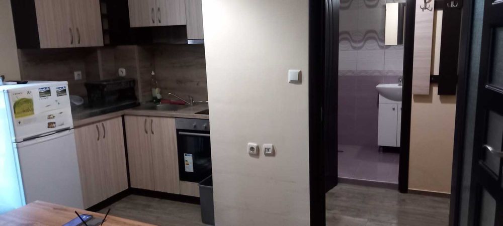 Дава се под наем Двустаен апартамент в Пловдив, Тракия - 50 кв.м за 280.5 € - Снимка #1