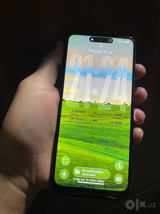 Redmi not 11 s sotiladi
Xotira 64 GB 
Aybi rasmda
Ekran aliwmagan gnat