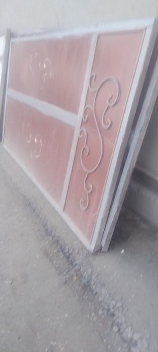 Darvoza sotiladi 3 - 280 ugulniklari qalin holati yaxshi kelishtirib b