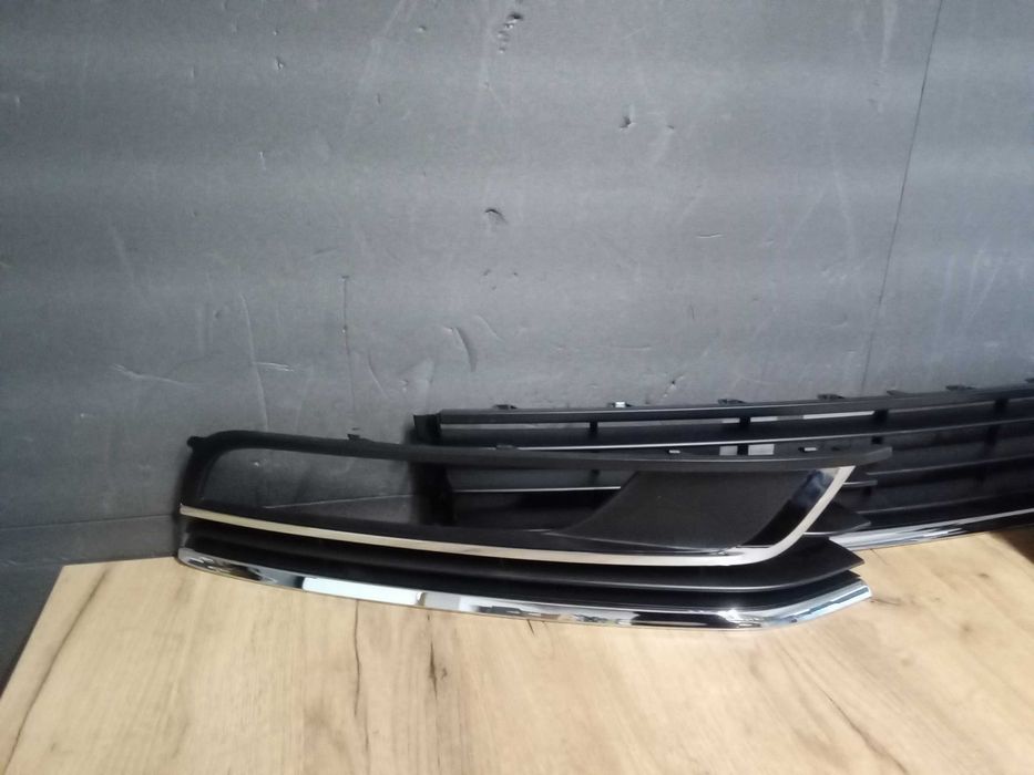 Set Grile Bara fata VW Passat B7 2010-14 Comfortline
