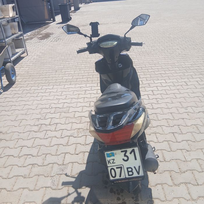 Продам скутер м8