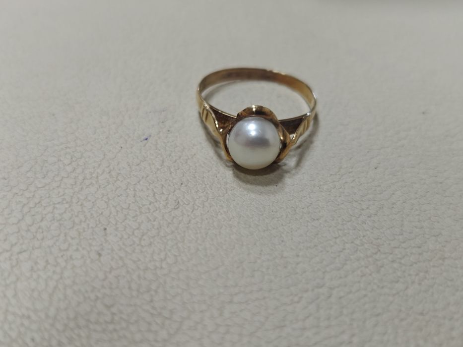 Inel cu perla aur 14k 2.50gr (r)