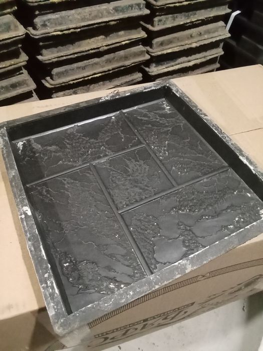 Формы для  тротуарной плитки б/у