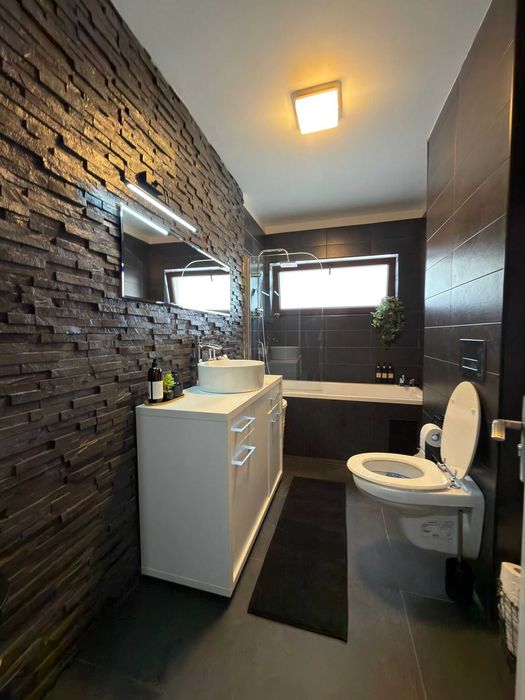 Apartament 3 camere de vanzare strada Parcul Poligon, Floresti