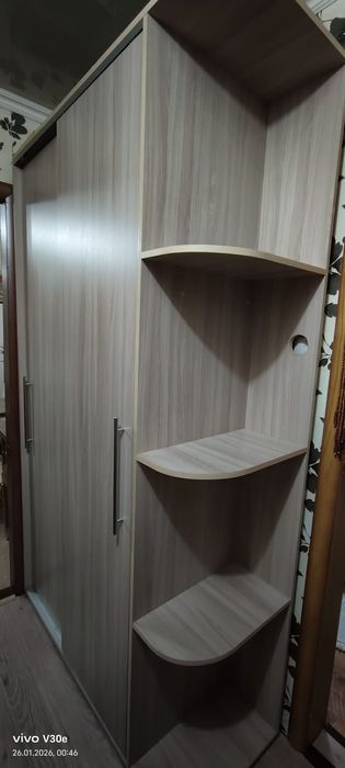 Шкаф купе в отличном состояние