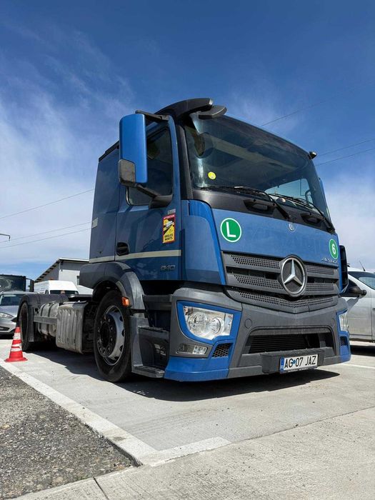 Capete tractor Mercedes Actros 2014