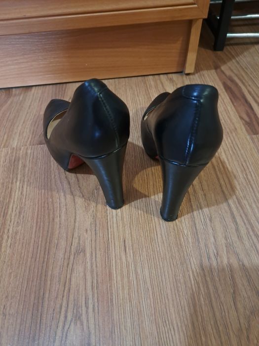 Туфли 37размер кожа