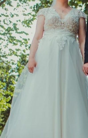 Rochie de mireasa mărimea M-L