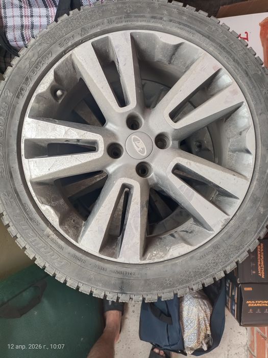 Диски с 2 комплектами шин