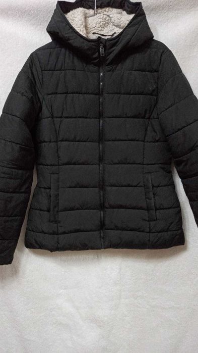 Женские куртки и дубленка.