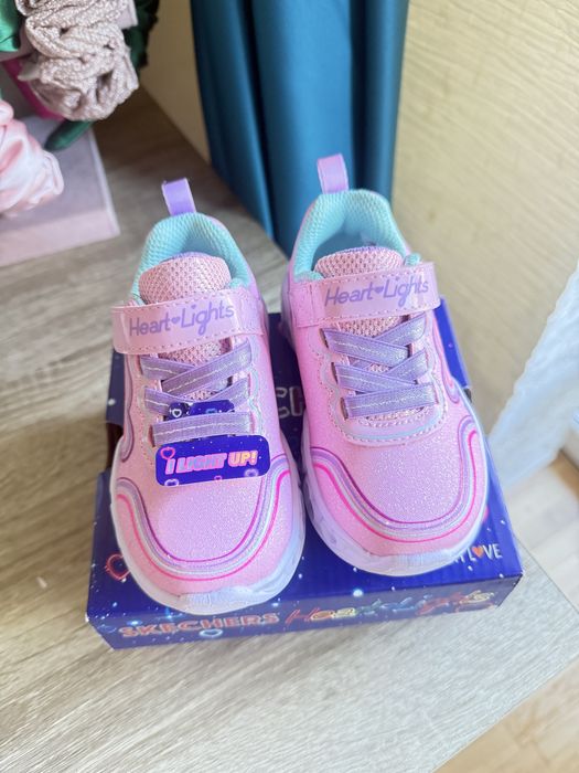 Детски обувки Skechers 22 номер