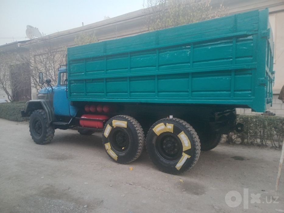 Zil 131  sotiladi moshina yangi terib chiqilgan