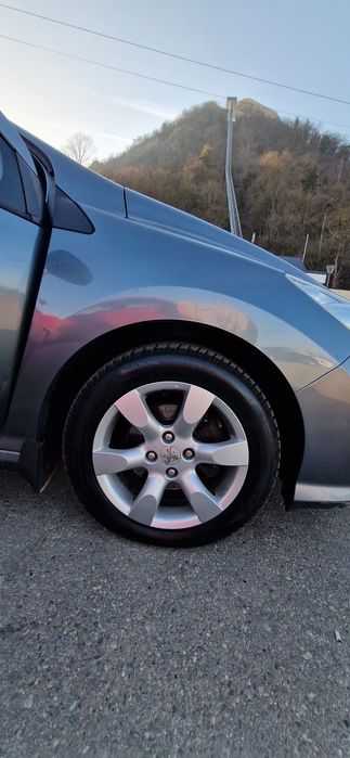 Vând Peugeot 308• 2009•1.6 Hdi