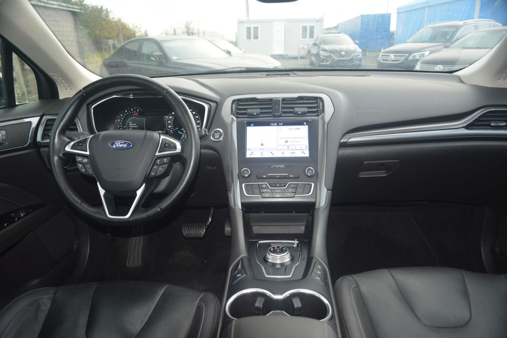 Ford Mondeo Titanium 2020 / Distronic / Piele / Camera / Rate / Credit