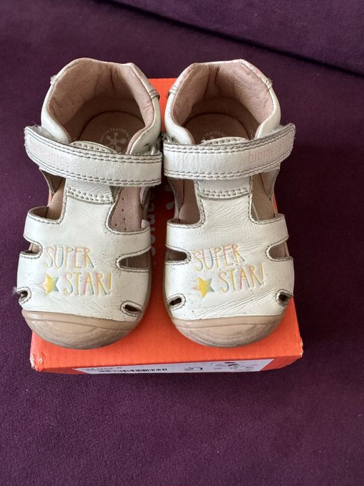 Sandale Biomecanics 21