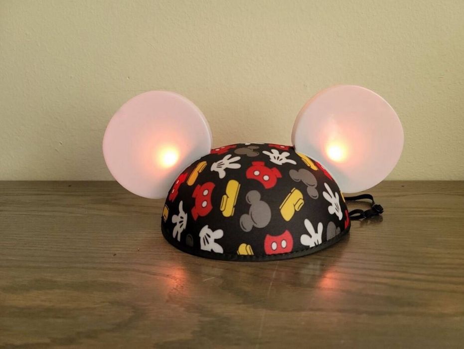 Шапка с подсветкой   Mickey Mouse Disney Parks~Magic