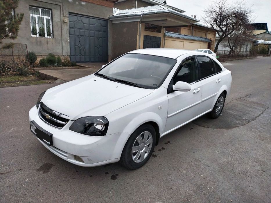 Ласетти ок 2011 йил сотилади