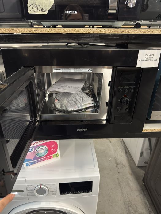 Cuptor încorporabil cu microunde si grill Comfee CBMAG820BJL-BK