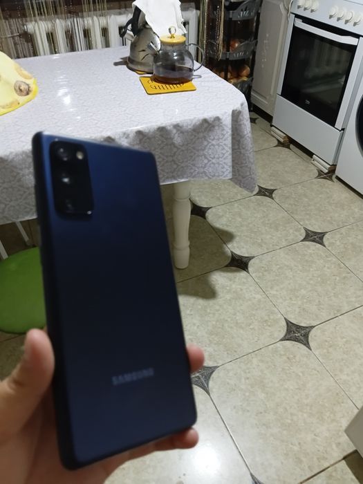 Samsung s20fe 128gb