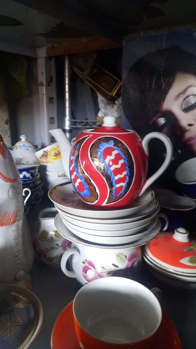Чайники.фарфоровые.