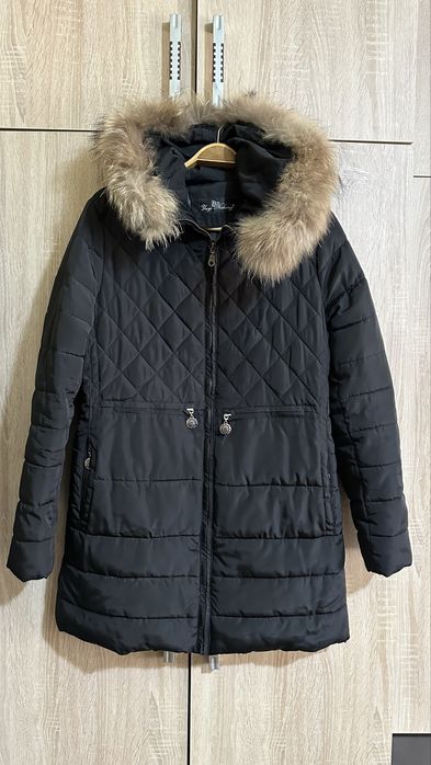 Geaca de iarna cu blana naturala , marimea M