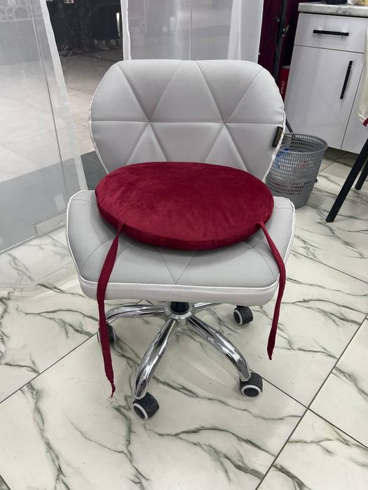 Stul rakushka manikyur yokida salon ofislar  uchun