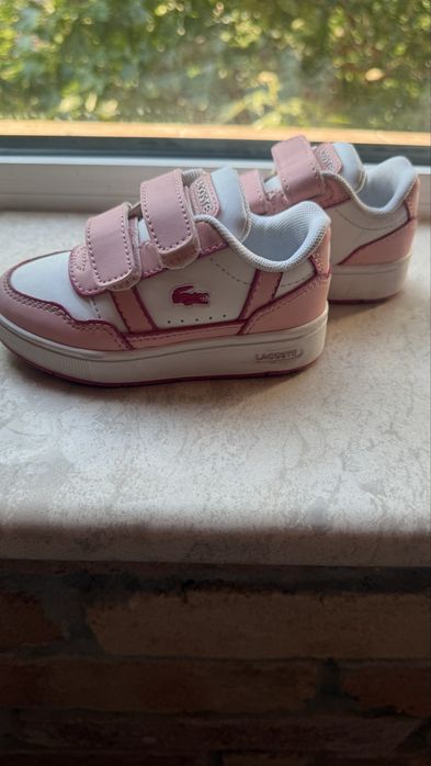 Original Lacoste T-Clip Kids Sneakers EU 22 – Excellent Condition