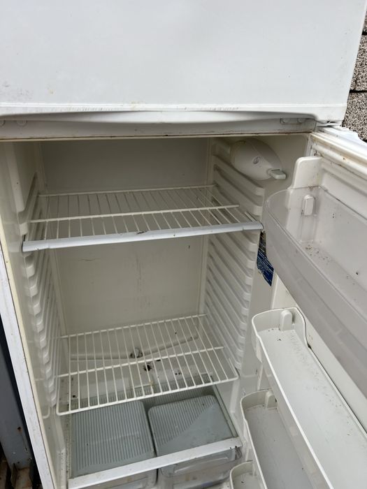 Холодильник в хорошем состоянии
