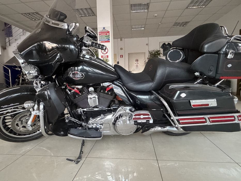 Harley Davidson Electra Glide Ultra 2009 - Full Touring, Gata de drum