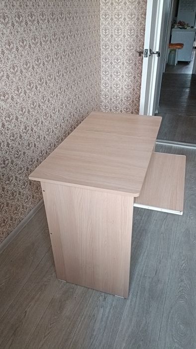 Компьтерный стол