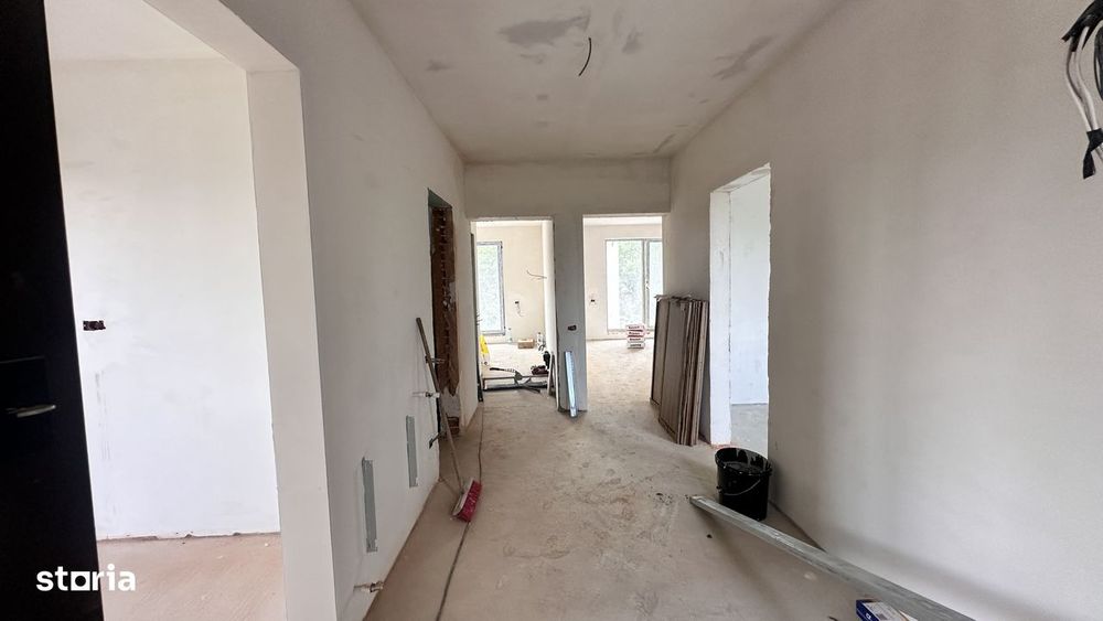 Apartament 3 camere bloc vila - 75 mp + parcare - Tractorul 137500
