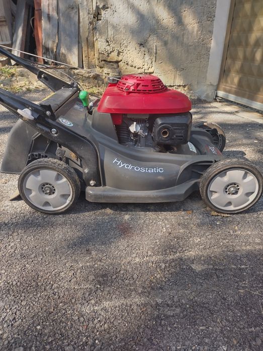 Самоходна косачка Honda HRX 537