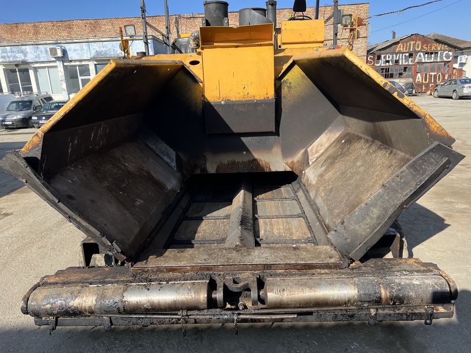 Finisor asfalt titan abg -473 volvo