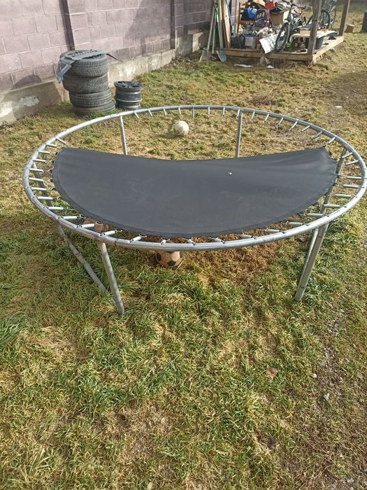 Батут продам 2.3 метр