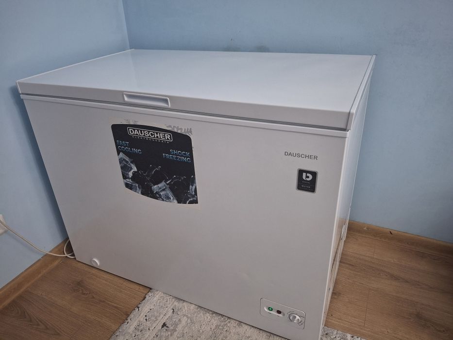 Продам морозильник DAUSCHER
