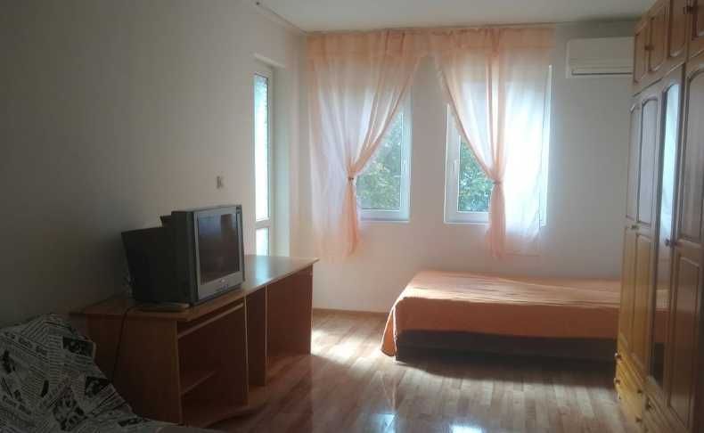 Дава се под наем Двустаен апартамент в Бургас, Възраждане - 40 кв.м за 150 € - Снимка #3