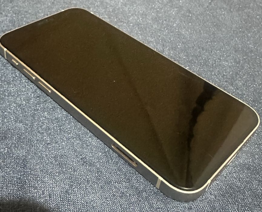 Telefon ieftin! iPhone 12 Defect/ Pentru piese!