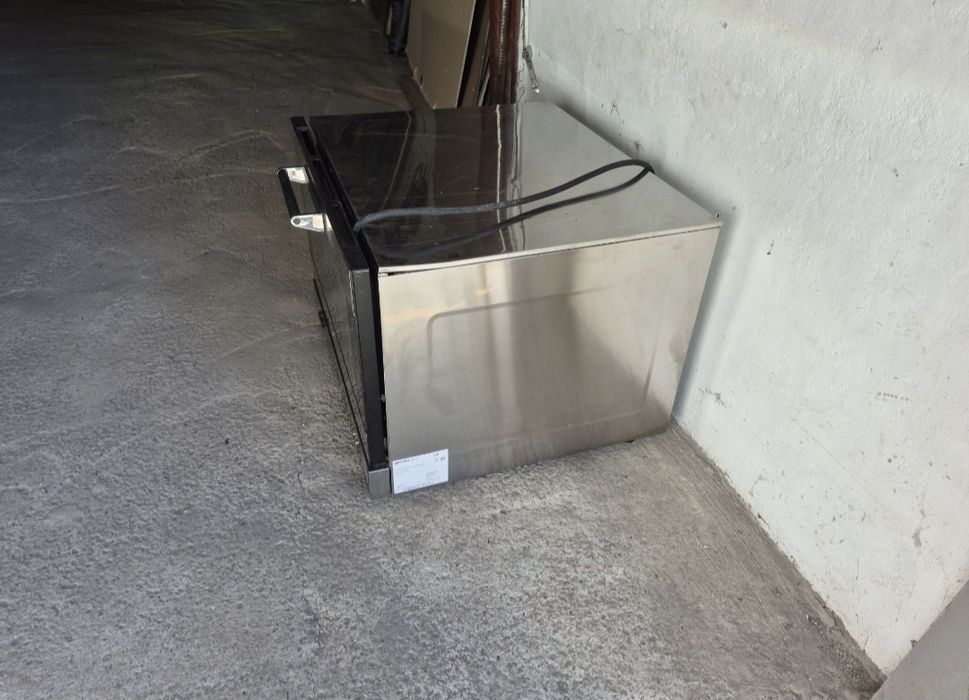 Продам печь конвекционную SMEG
