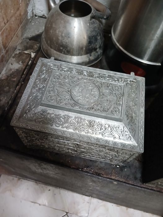 Продам шкатулка старую