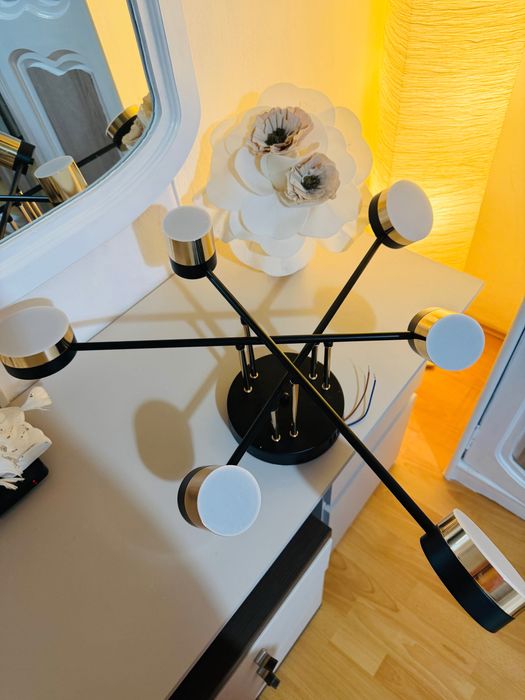 Lustră LED modernă 72W cu telecomandă – Negru/Auriu – Ca nouă