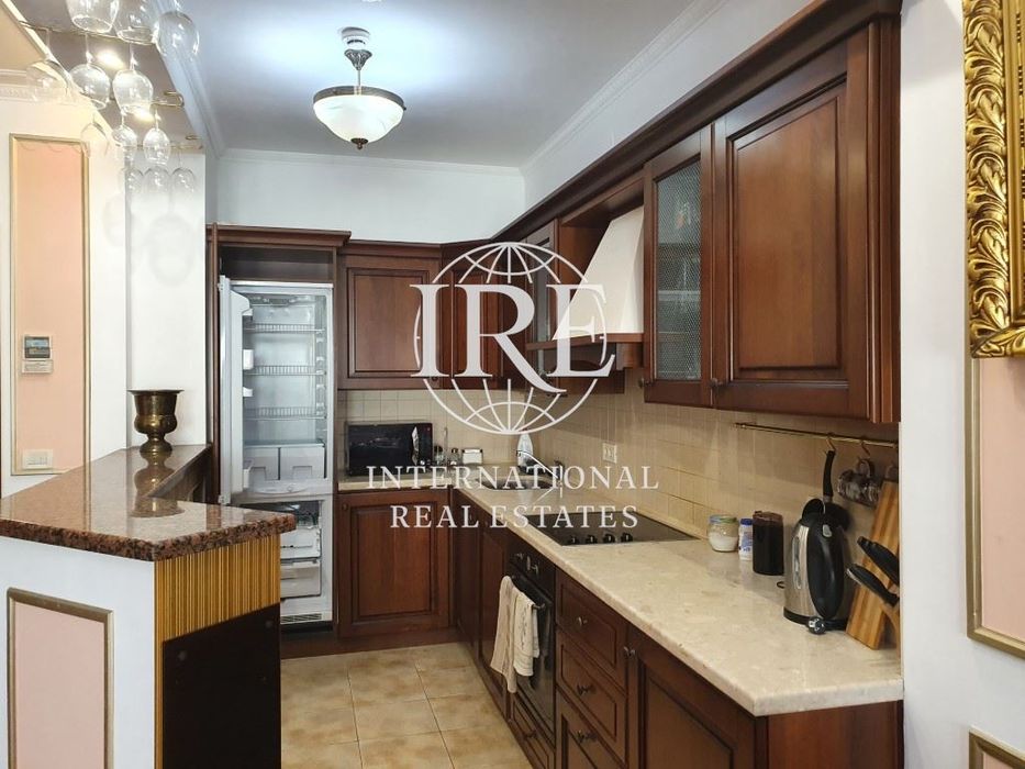 Продава се Тристаен апартамент в к.к. Св.Св. Константин и Елена - 165 кв.м за 1540 €/кв.м - Снимка #3