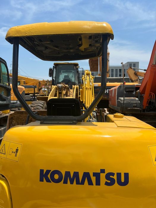 Продам миниэксковатор Комацу рс30