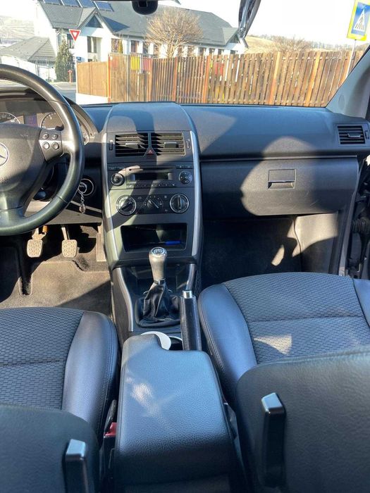 Vand Mercedes A200 ,2.0diesel,2011,euro 5.